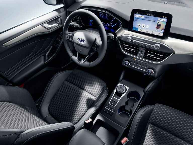 Immagine-interni-Ford-Focus-Titanium-768x576