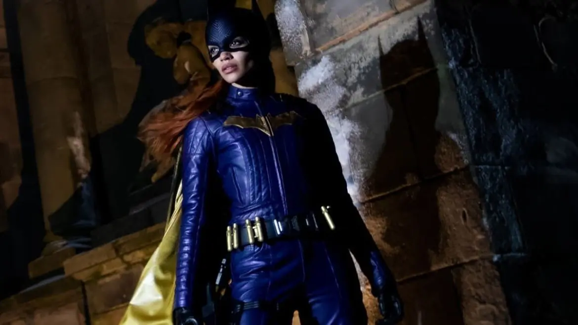 Batgirl-Leslie-Grace.jpg