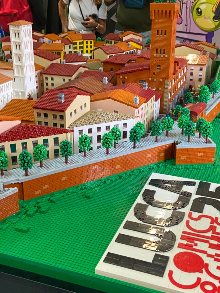 lucca lego